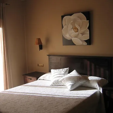 Country house Rural Robles *